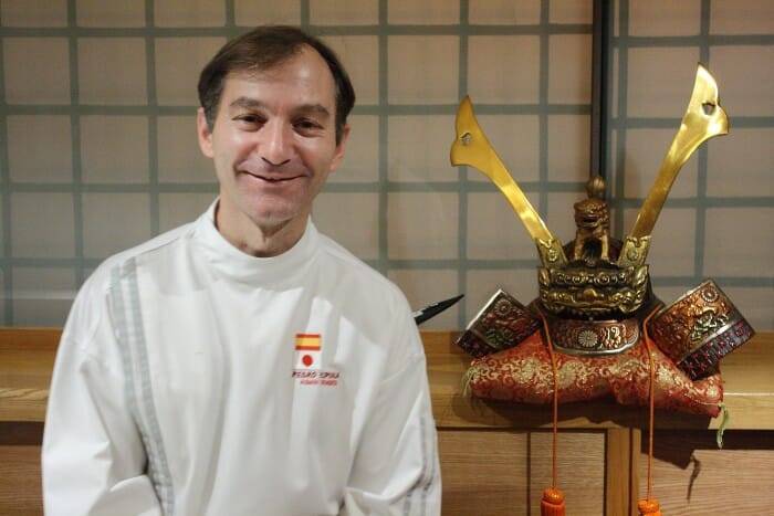 Pedro Espina en Soy, su templo de la cocina japonesa