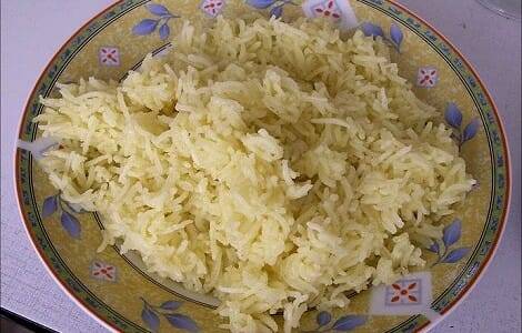 Arroz blanco con azafrán