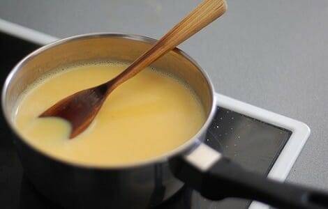 Cardamina con Natillas de Vainilla