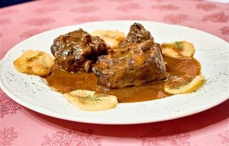 Rabo de Toro guisado