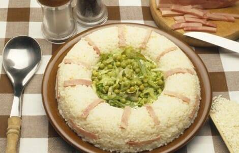 Arroz con jamón cocido y verduritas