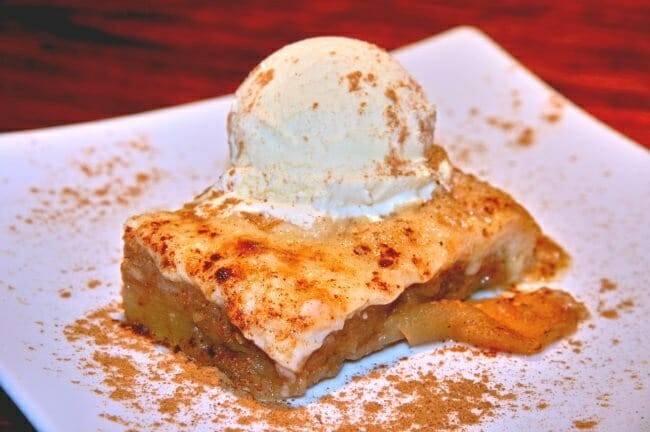Tarta de manzana caliente Minchu Tarta de manzana caliente Minchu
