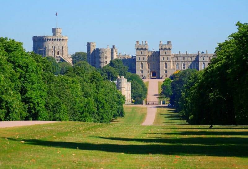 Viaje a los eventos del 90 Aniversario de la Reina Isabel de Inglaterra