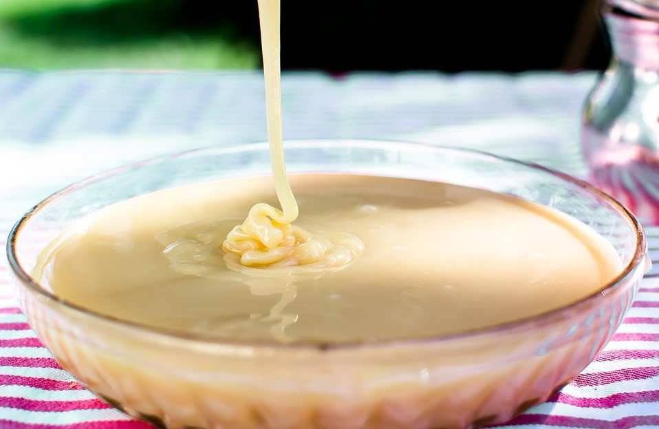 Leche condensada: 1 cucharada sopera = 20 gramos