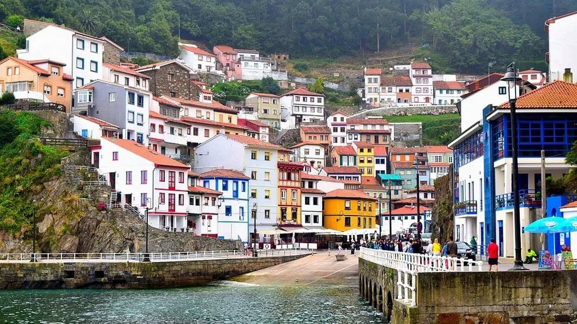 Galicia, Asturias y Murcia: los destinos perfectos para unas vacaciones low cost