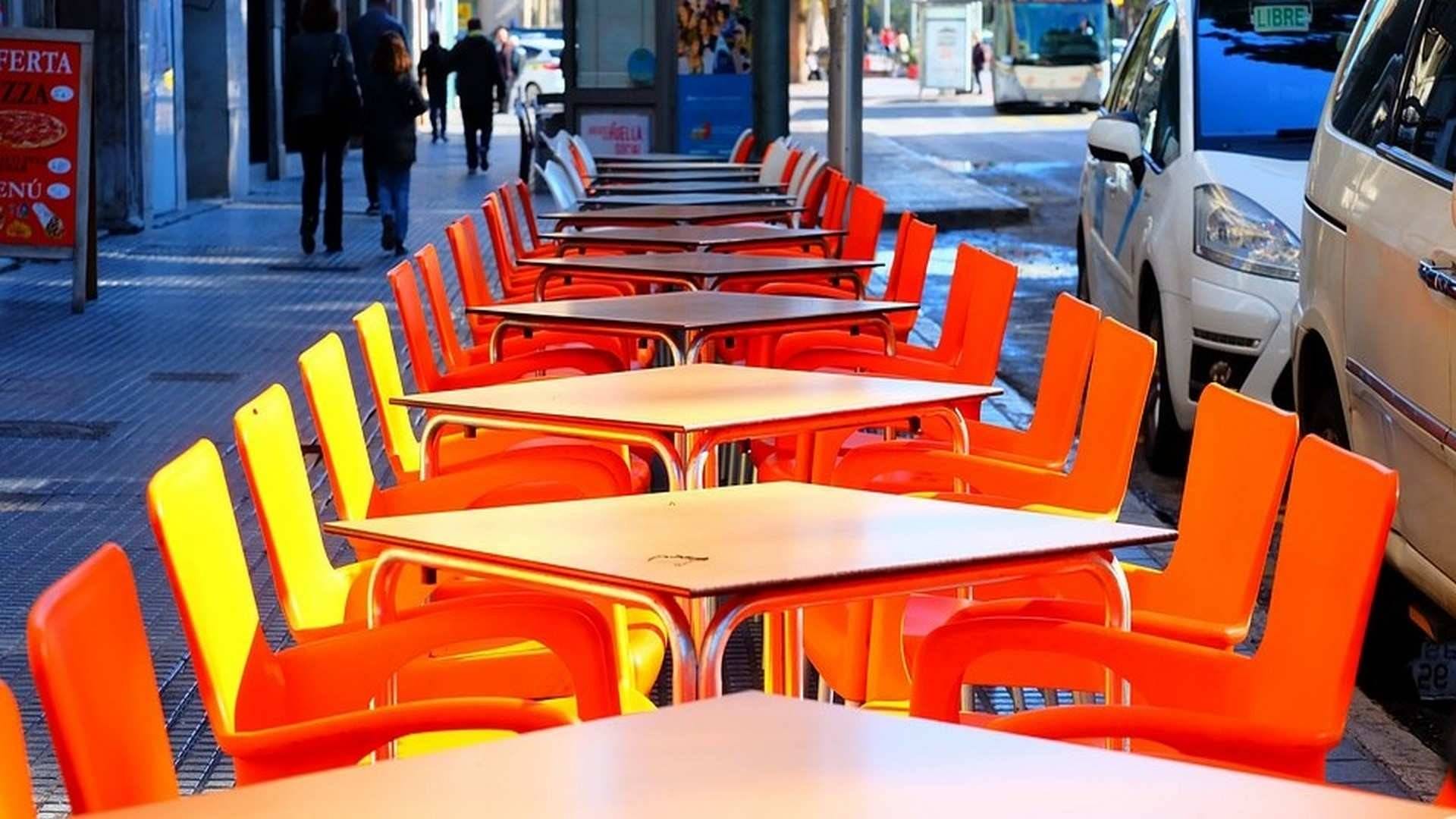 El Covid-19 se ceba con la hostelería