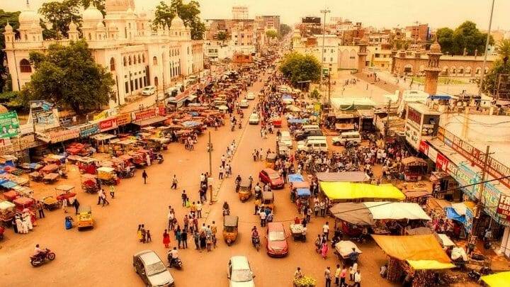 Uno de los grandes mercados de comida de La India