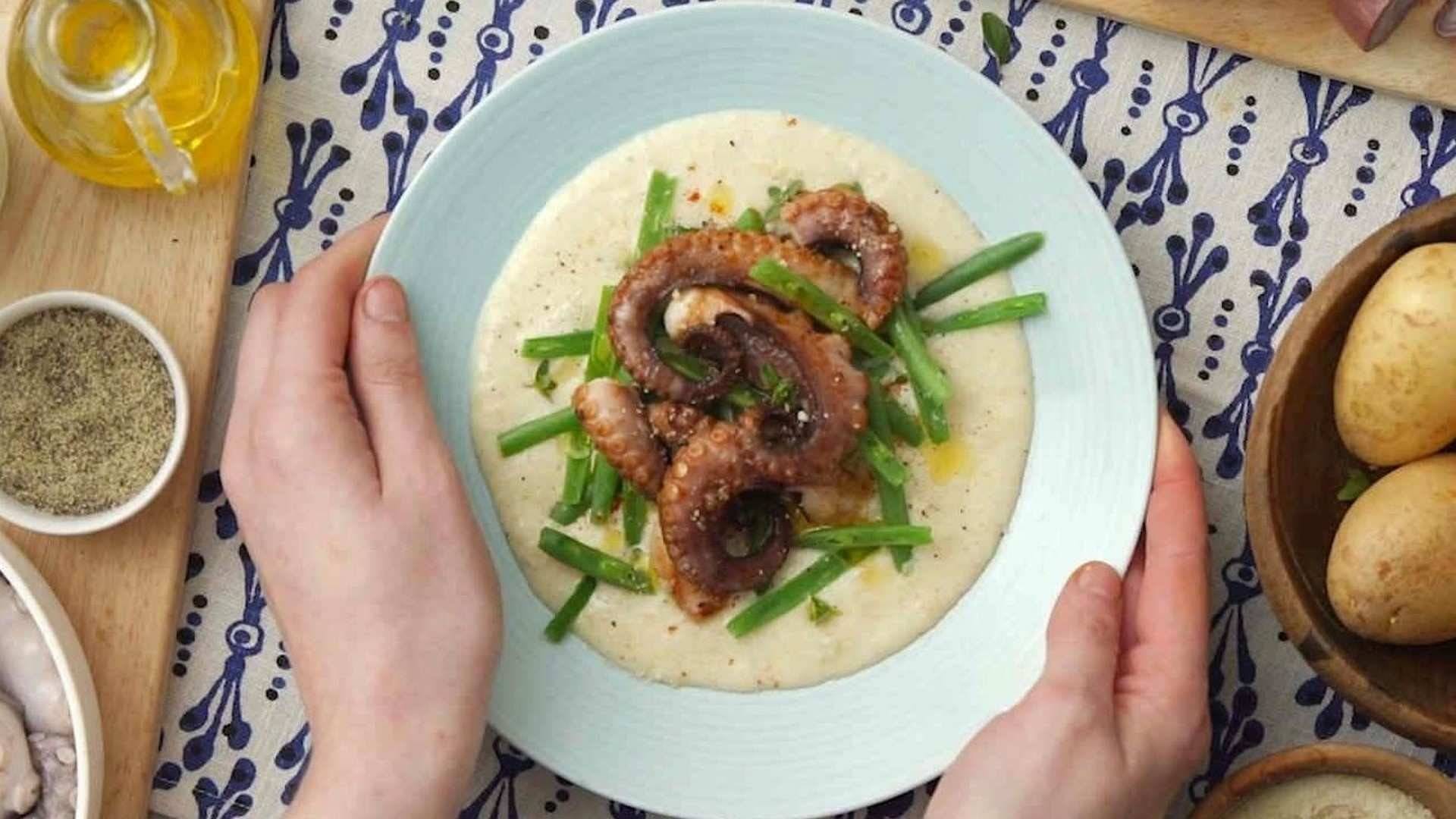 Receta de pulpo sobre crema de patata
