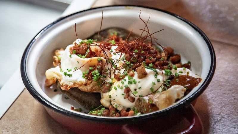 Para empezar, Huevos Rancheros.