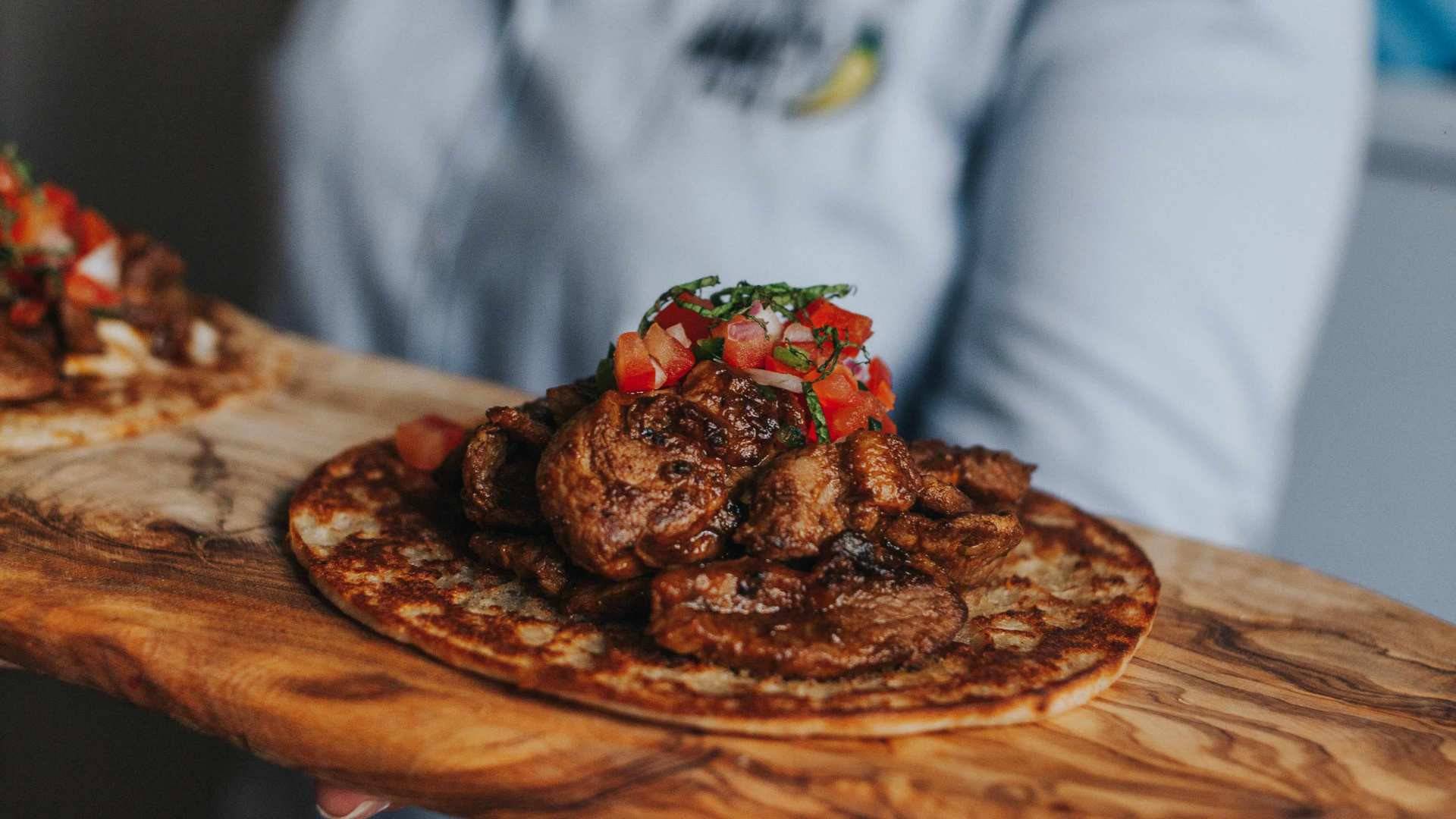 Taco Árabe, uno de los preferidos de la carta, que cuenta con una docena de variedades.