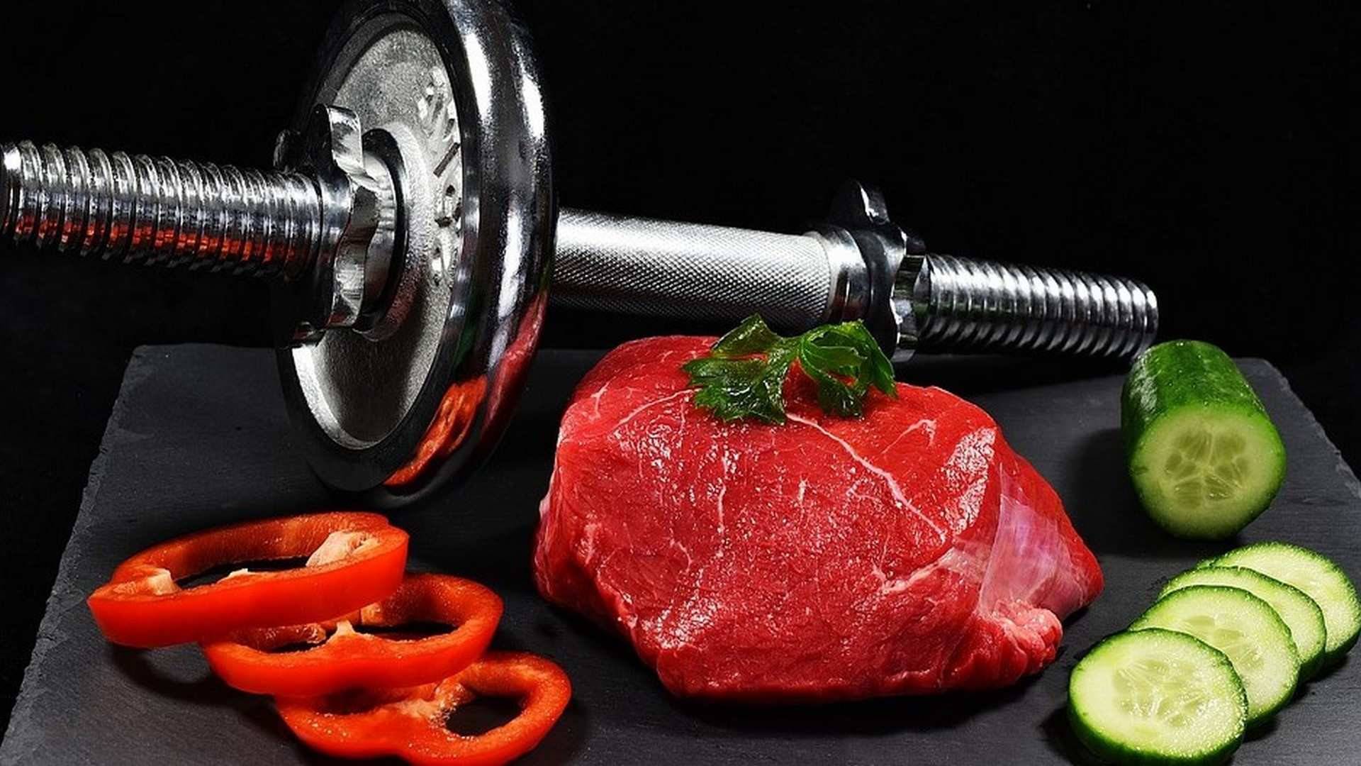 Las proteínas son nutrientes indispensables para el correcto mantenimiento de los músculos