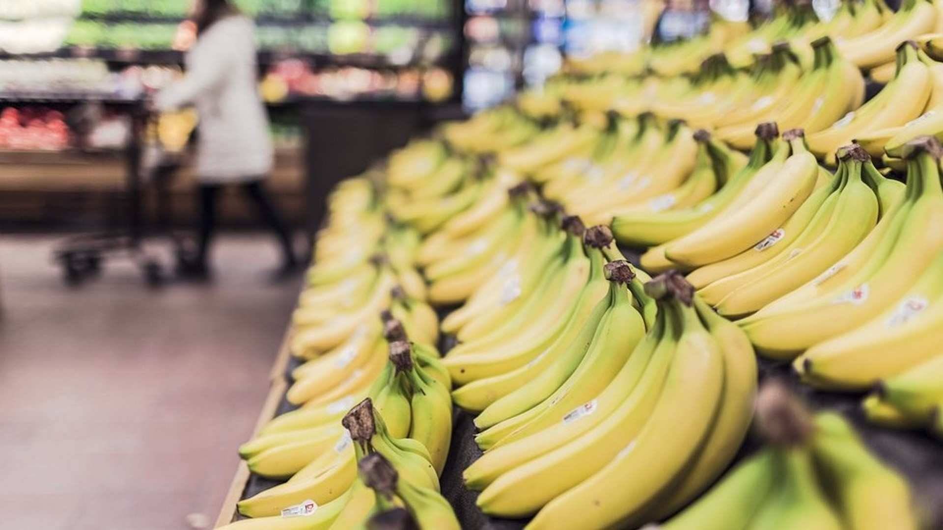 Una de las tácticas que usan los supermercados es cambiar la ubicación de los productos