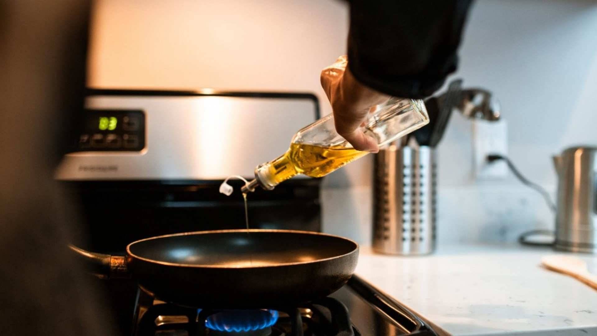 ¿Se puede freír con Aceite de Oliva Virgen Extra?