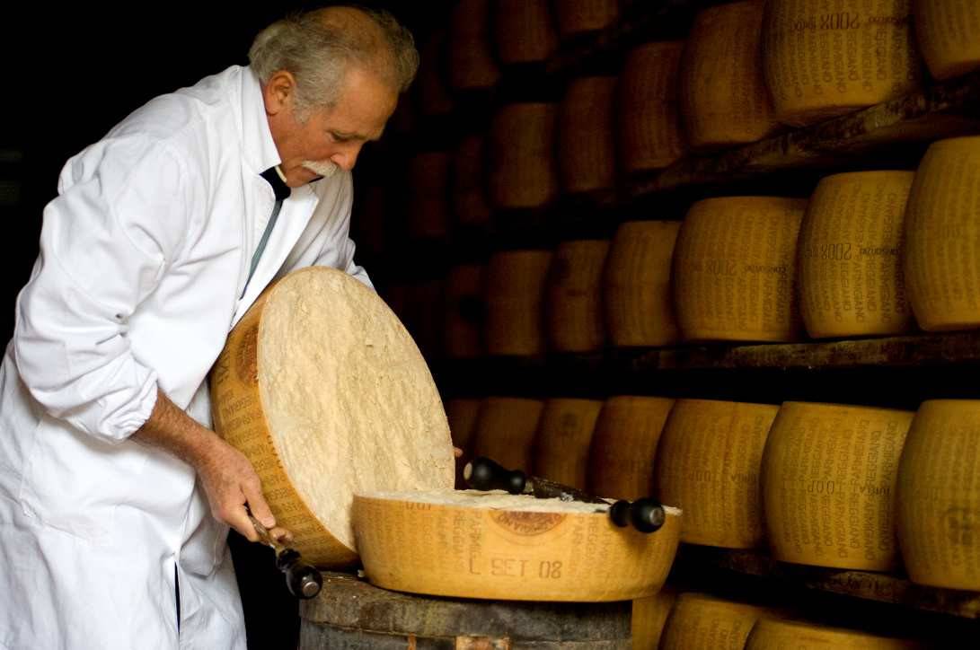 El método de elaboración del Parmigiano Reggiano no ha cambiado durante siglos