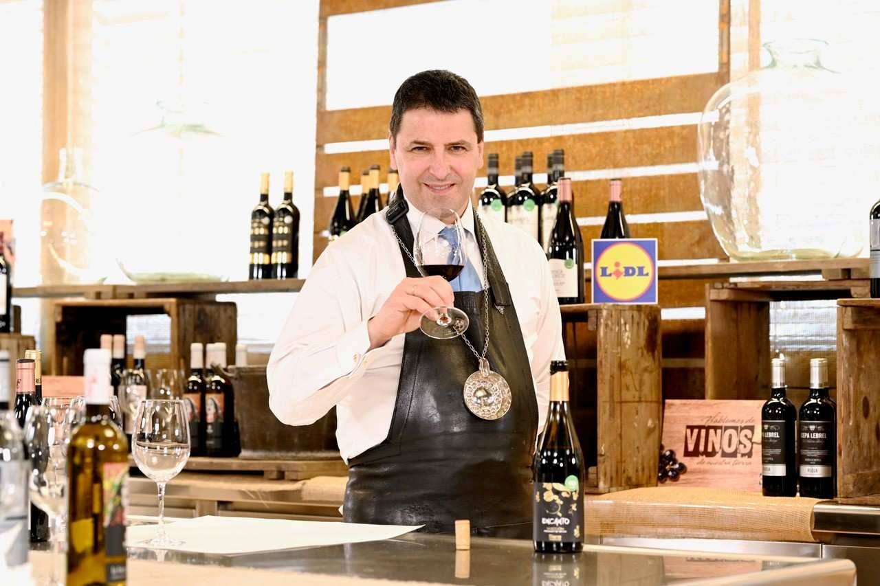 Además, el sumiller ha hecho hincapié en tres de los vinos mejor puntuados, por su completo maridaje y riqueza de opciones.