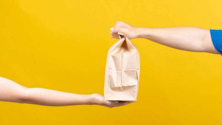 ¿Cómo se pone en marcha un 'delivery'? Bartalent Lab de Coca Cola tiene la guía más práctica y efectiva para bares y restaurantes