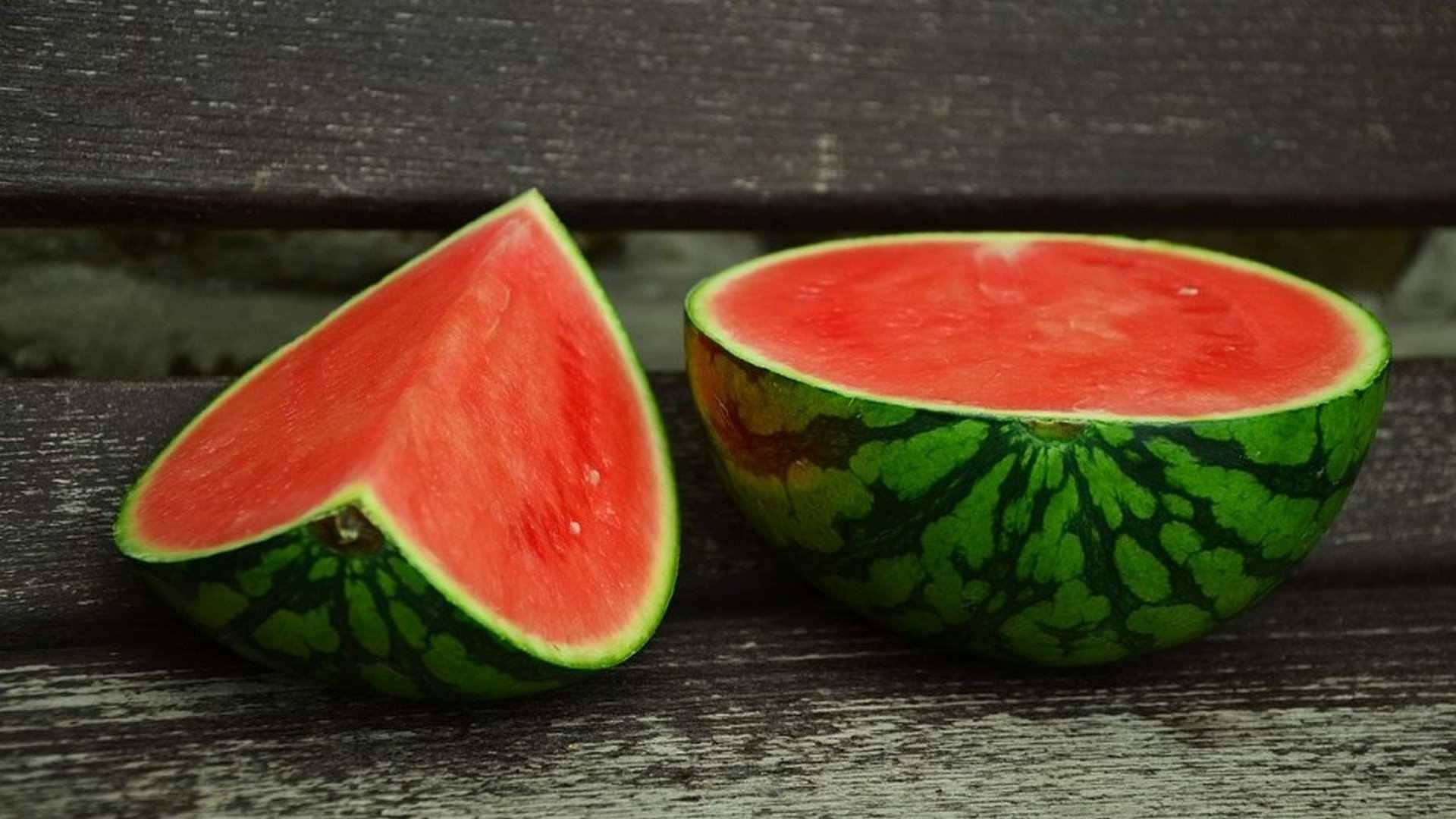 ¿Cómo saber si una Sandía es buena?: Trucos para elegir la mejor sandía de la frutería