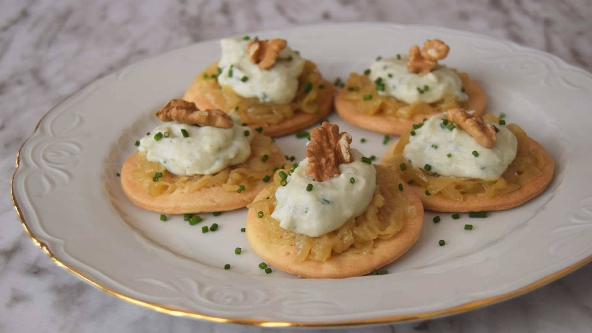 Receta de Tartaletas de confitura de cebolla y gorgonzola