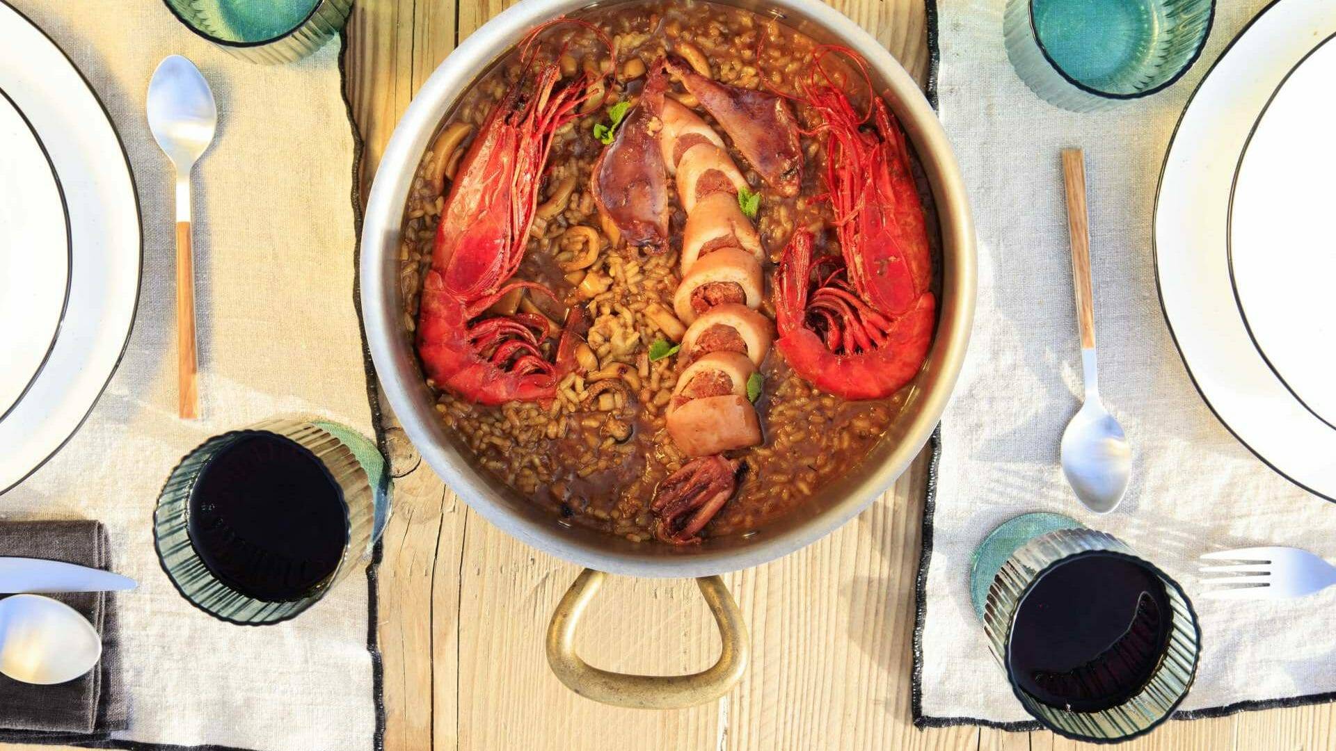 Arroz melosos con calamar de Fandango, de sabor intenso y delicioso.