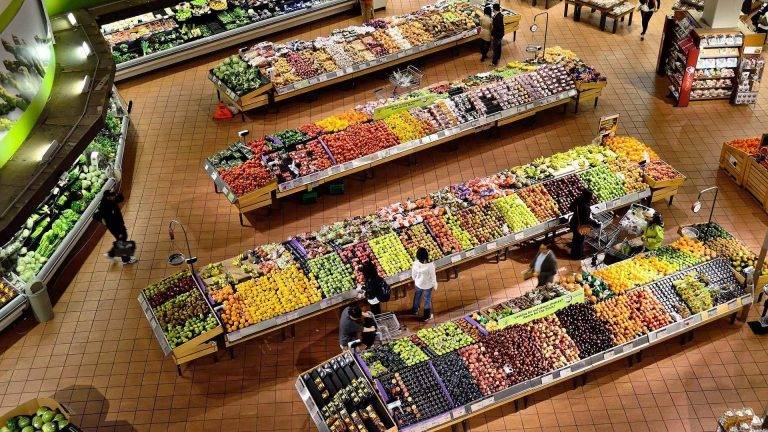 Conoce las certificaciones que deben cumplir las frutas y hortalizas en los supermercados
