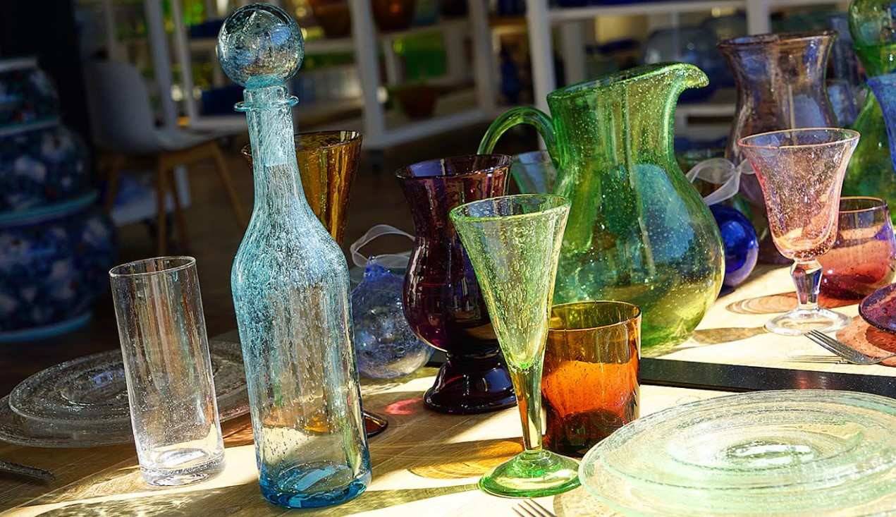 En la tienda de la Verrerie de Biot se pueden adquirir sus creaciones