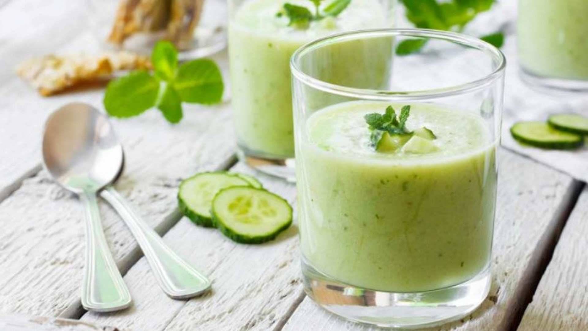 Receta de Gazpacho con aguacate