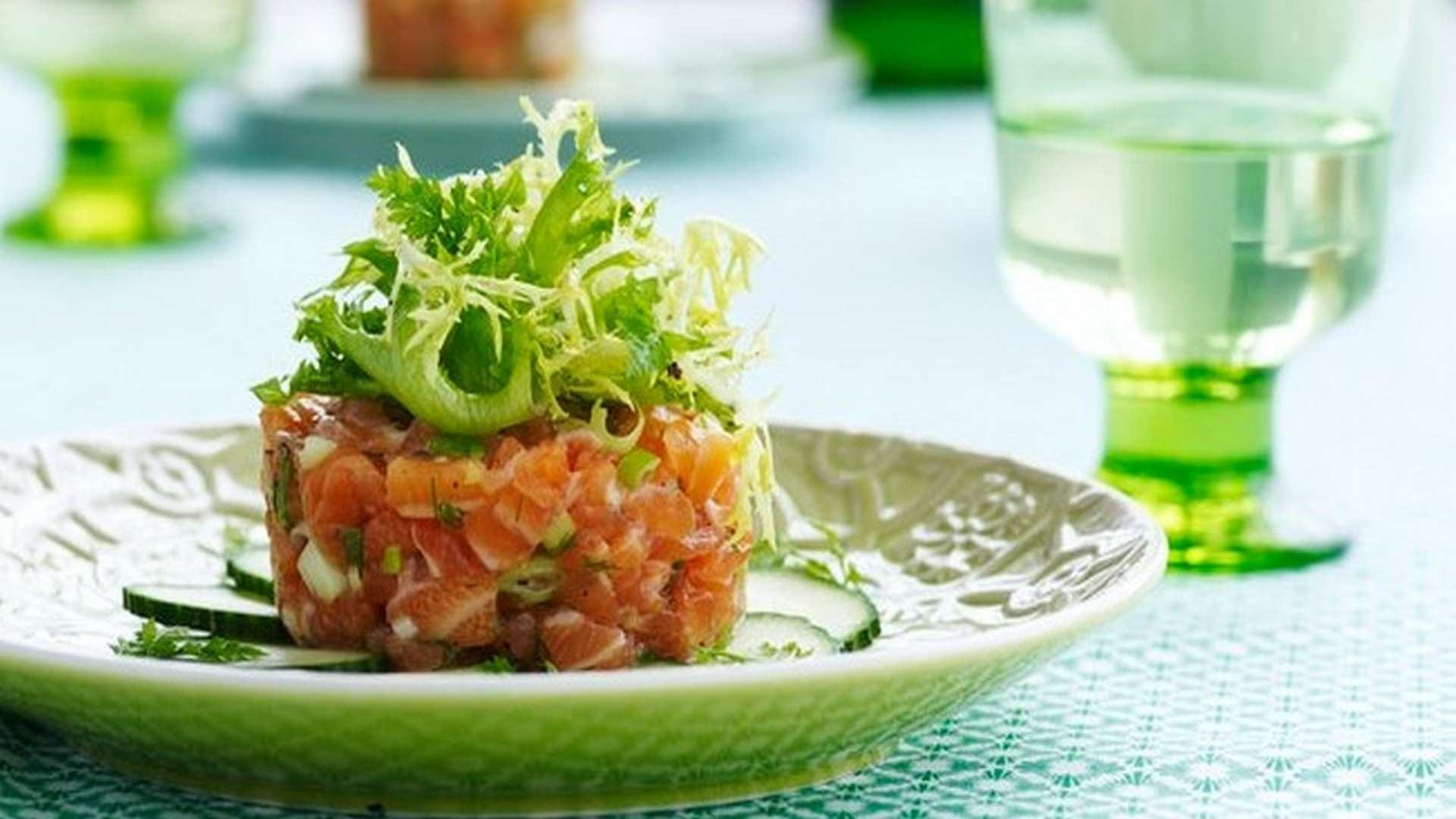Receta de tartar de salmón y aguacate