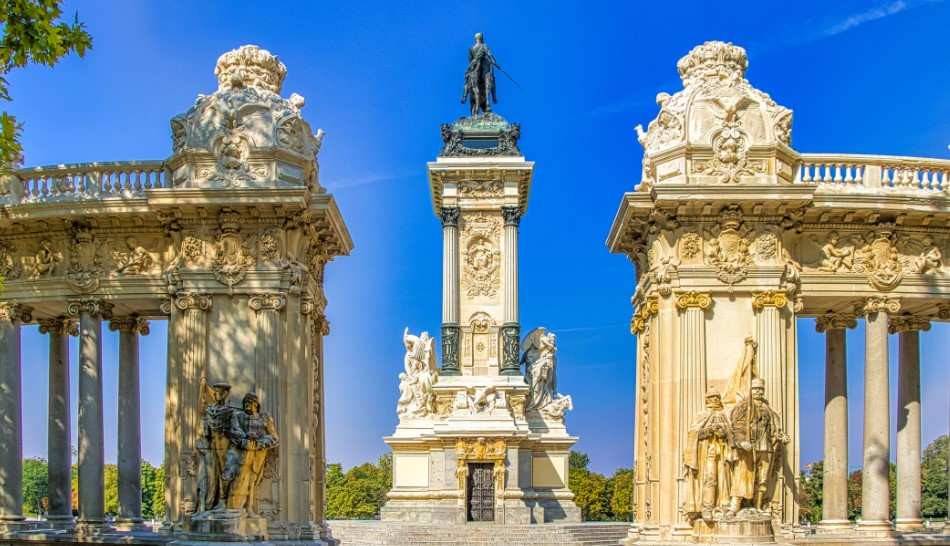 Uno de los rincones del parque del Retiro