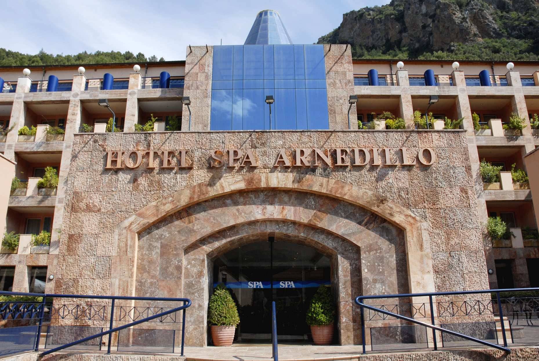 El Hotel Spa Arnedillo cuenta con tratamientos de vinoterapia.