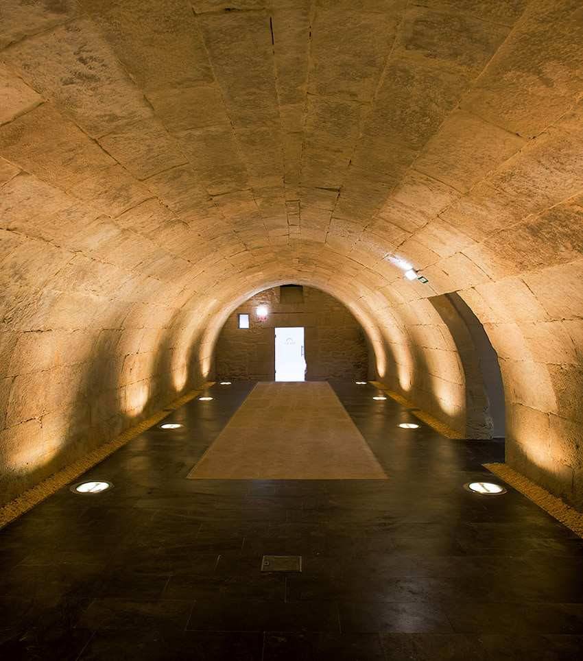 Espacio de Calado. El subsuelo de Logroño esconde antiguos calados donde se elaboraban y guardaban los vinos. 