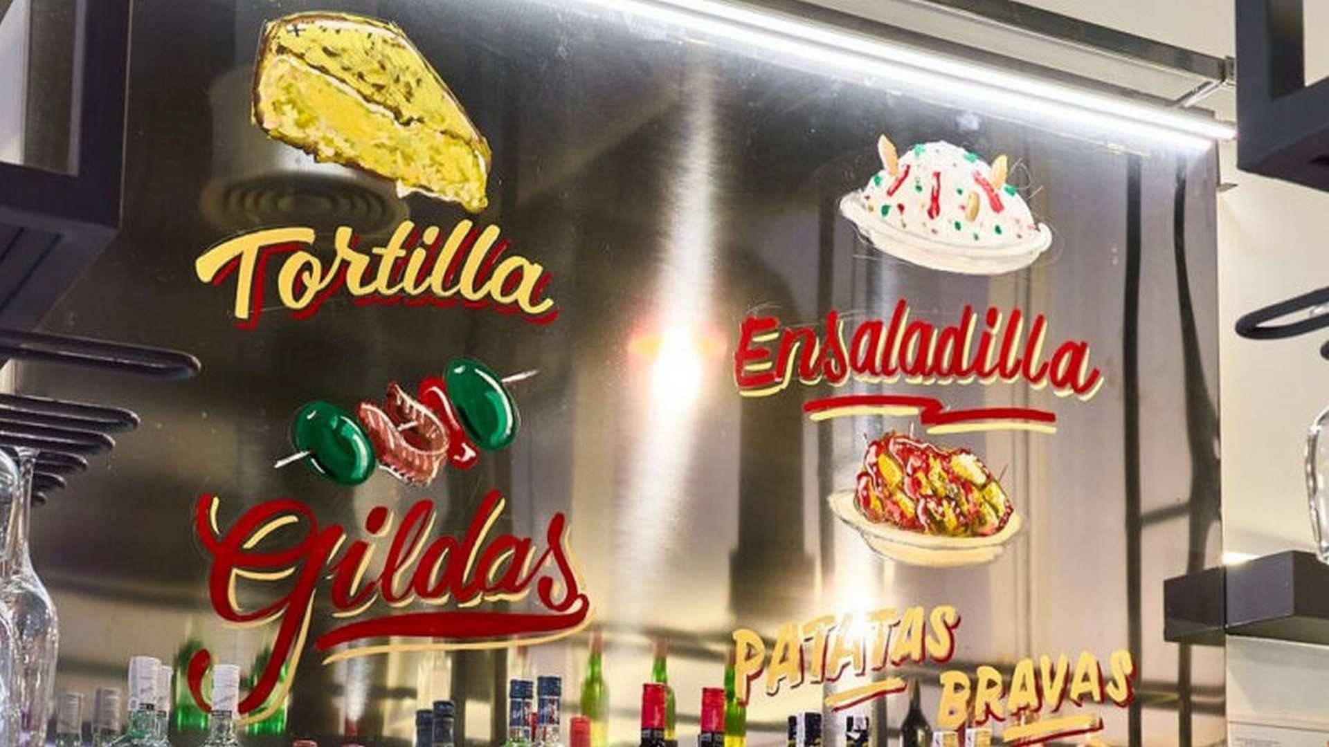 Clásicos de la gastronomía española como las bravas o las gildas