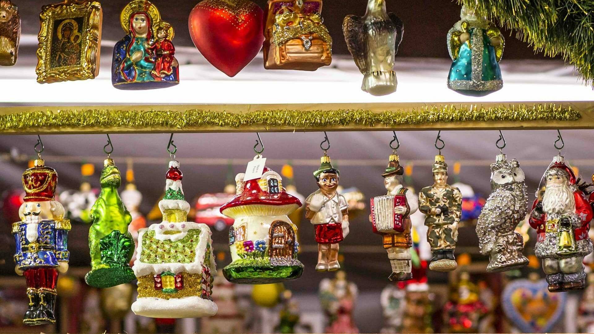 En el mercadillo encontrarás las piezas de decoración navideñas más originales.